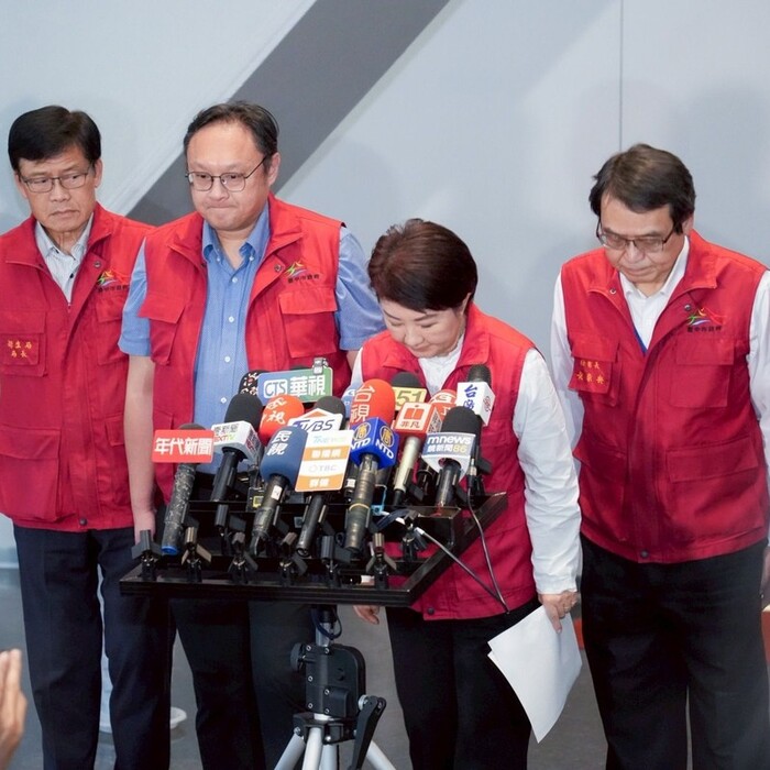 台中防疫風波 盧秀燕兩度鞠躬致歉：概括承受、引以為鑑