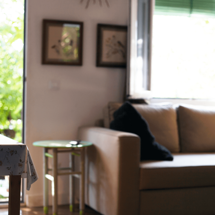 坐北朝南 vs. 坐南朝北怎麼選？專家深度分析採光、通風、房價「3 大差異」與台灣南北決策指南