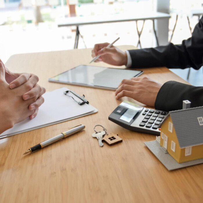 買房平台聯繫詢問數月增27%，「快速決策者」與「深度潛力買家」兩極化考驗房仲服務