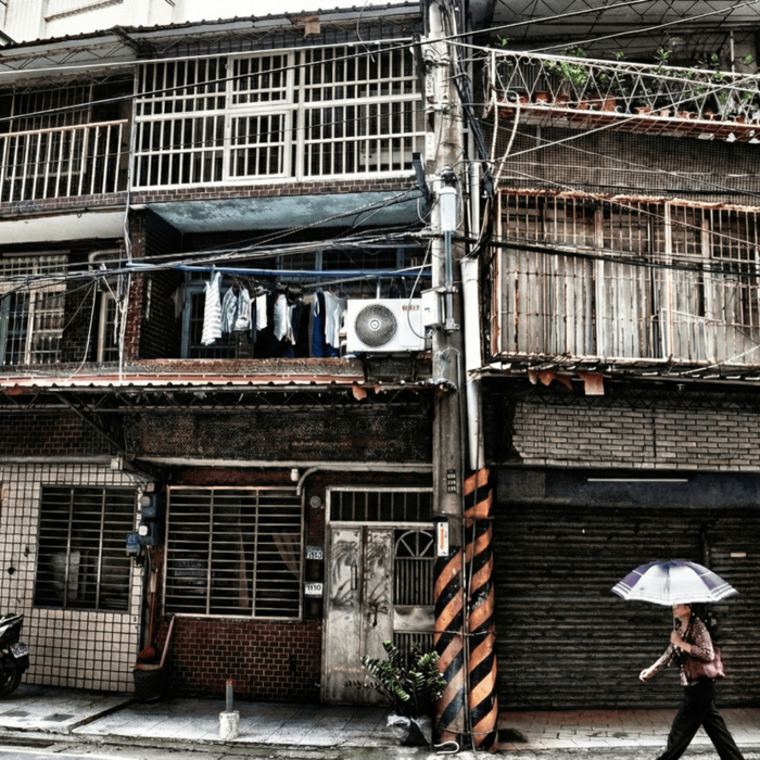 危老重建vs都市更新懶人包：稅賦減免、容積獎勵，老屋翻身哪種最有利？