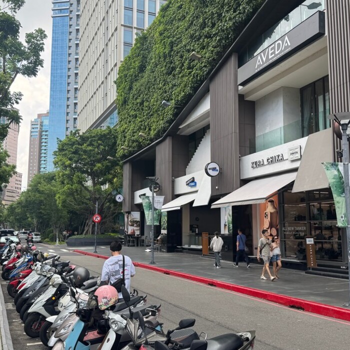 投資客神操作！一間房子開3980萬賣不掉，旁邊兩間開2980萬瞬間變「便宜貨」