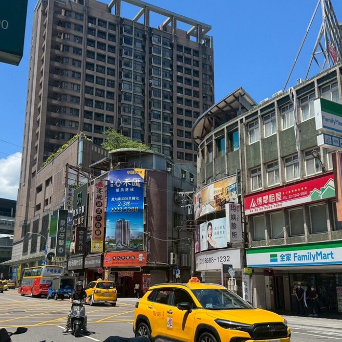 「店面死了？還是你不願承認自己被淘汰了？」