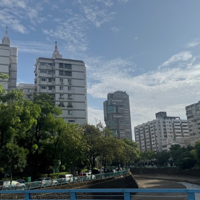 建商不蓋房子改當包租公？「怪獸級」房東殺入社宅，你準備好被操控了嗎？