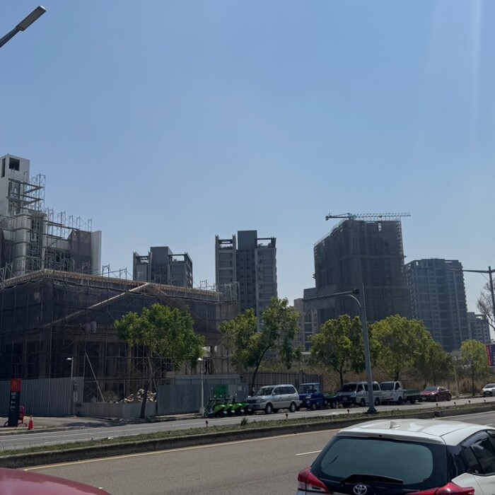 央行鬆綁第二戶貸款至6成也救不了！3月預售來客量年減3成，台南高雄「跌到個位數」